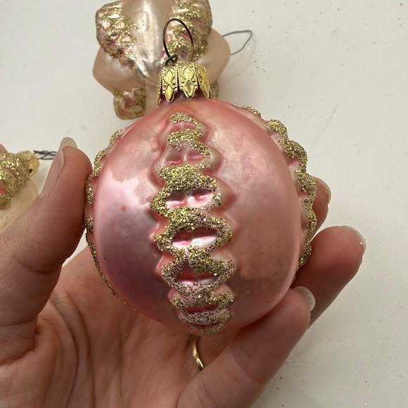 Vtg Glass Christmas Ornaments Lot Bundle 3 Pink Round Bulbs Collectible Glitter - Picture 9 of 16